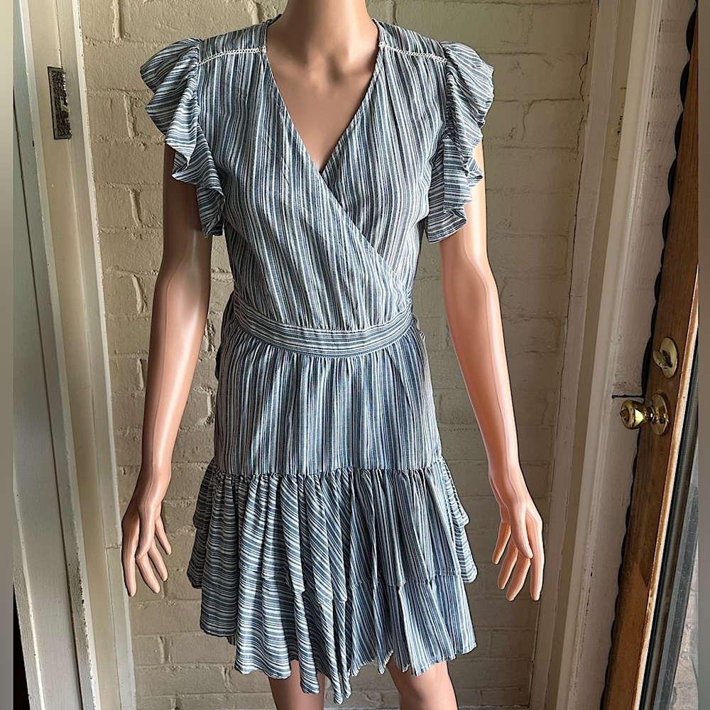 Chelsea & Violet NWT size XS white and blue stripped flowy summer wrap dress